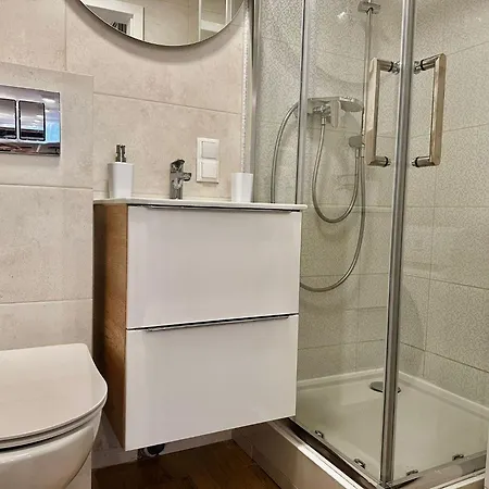 דירה Chmielna 106 - Free Parking - Duzy Balkon ורשה