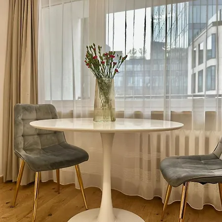 Chmielna 106 - Free Parking - Duzy Balkon *