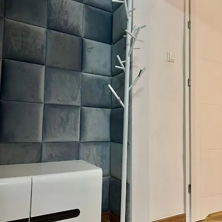 Chmielna 106 - Free Parking - Duzy Balkon *