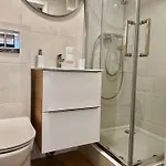 דירה Chmielna 106 - Free Parking - Duzy Balkon ורשה